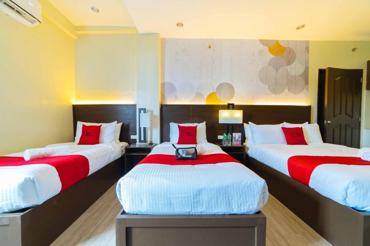 Reddoorz Premium @ Sta Rosa Tagaytay Road Hotel Silang Exterior foto