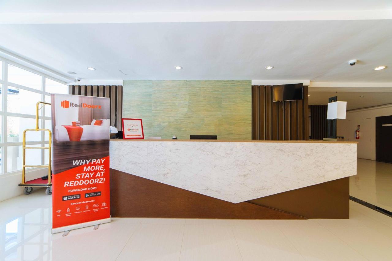 Reddoorz Premium @ Sta Rosa Tagaytay Road Hotel Silang Exterior foto