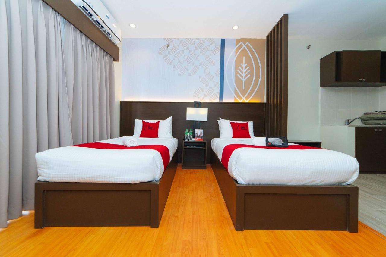 Reddoorz Premium @ Sta Rosa Tagaytay Road Hotel Silang Exterior foto