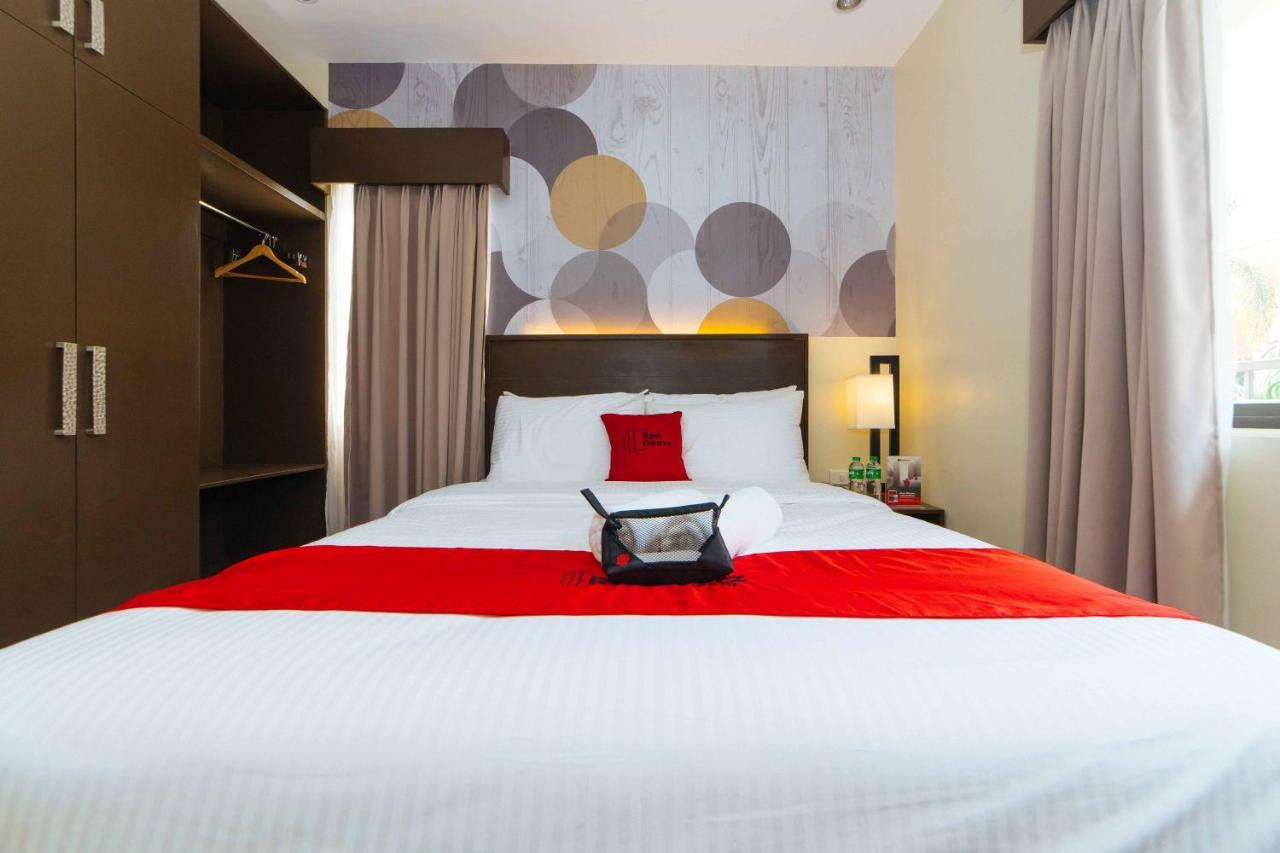 Reddoorz Premium @ Sta Rosa Tagaytay Road Hotel Silang Exterior foto