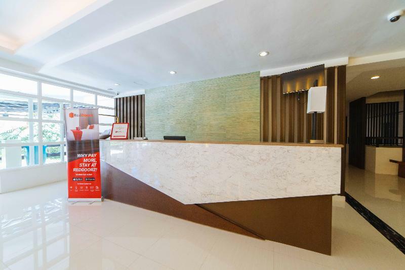 Reddoorz Premium @ Sta Rosa Tagaytay Road Hotel Silang Exterior foto
